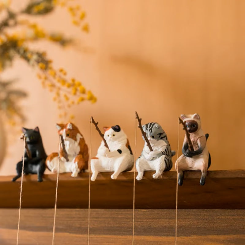 🔥Mini Cat Desk Figurines – Set Of 5 Cute Cartoon Kitty Companions